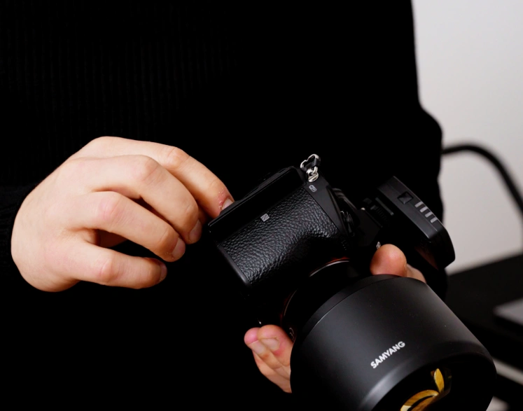 Wordpress Agentur in Stuttgart beim Fotoshooting im Büro